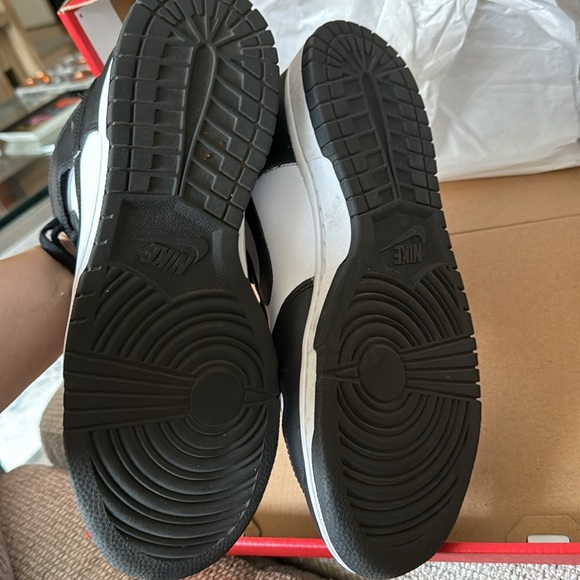 Nike Dunks - Picture 7 of 8